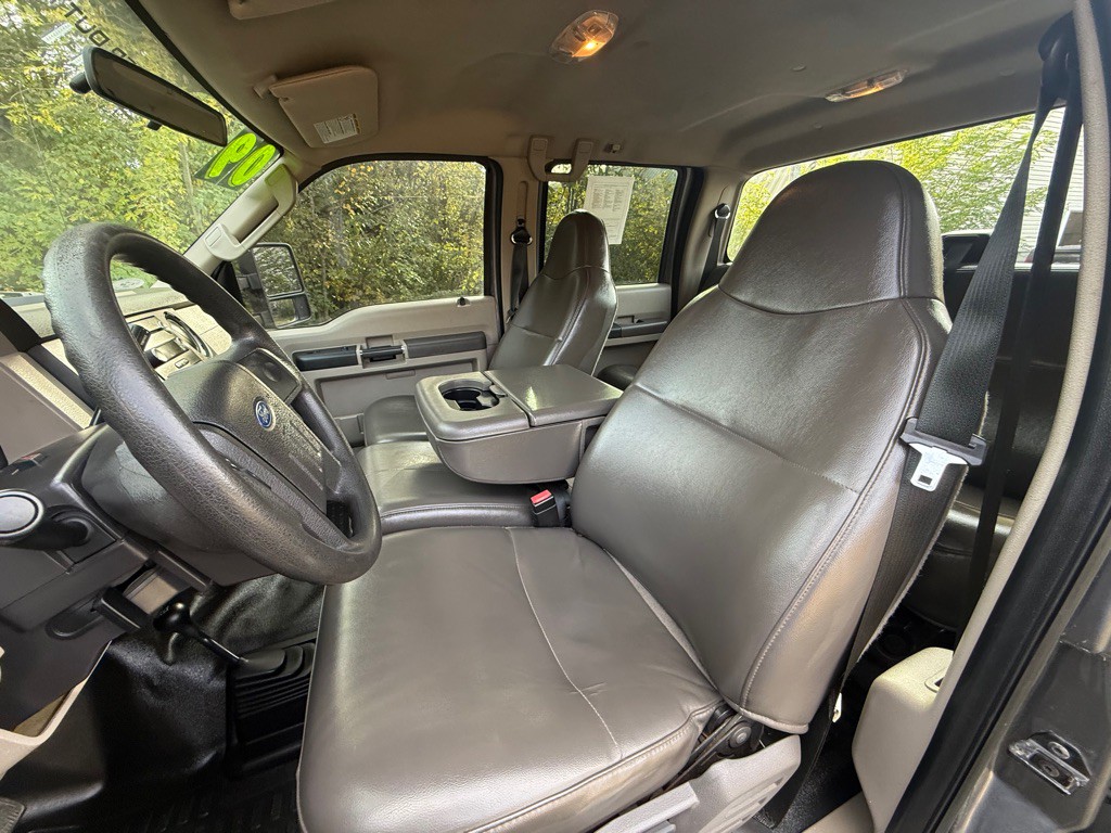 2009 Ford F-350 Image 12