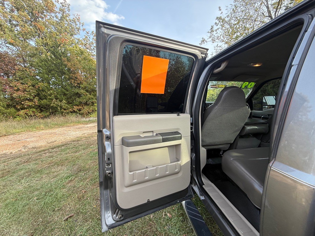2009 Ford F-350 Image 15