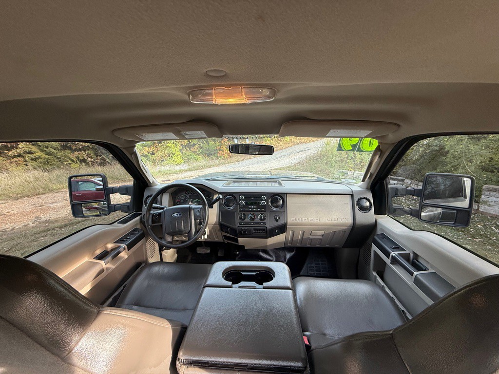 2009 Ford F-350 Image 17