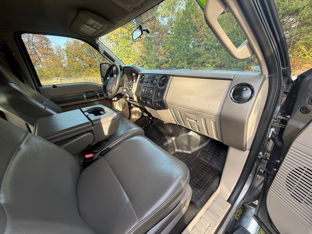 2009 Ford F-350 Image 20