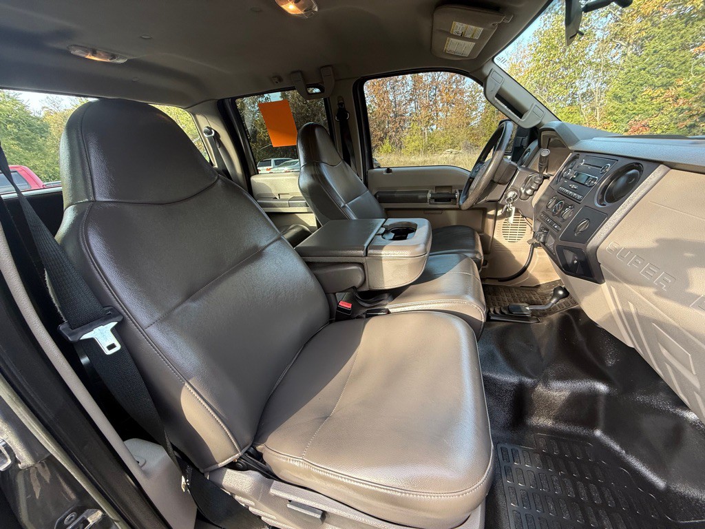2009 Ford F-350 Image 21