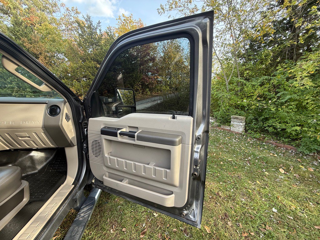 2009 Ford F-350 Image 22