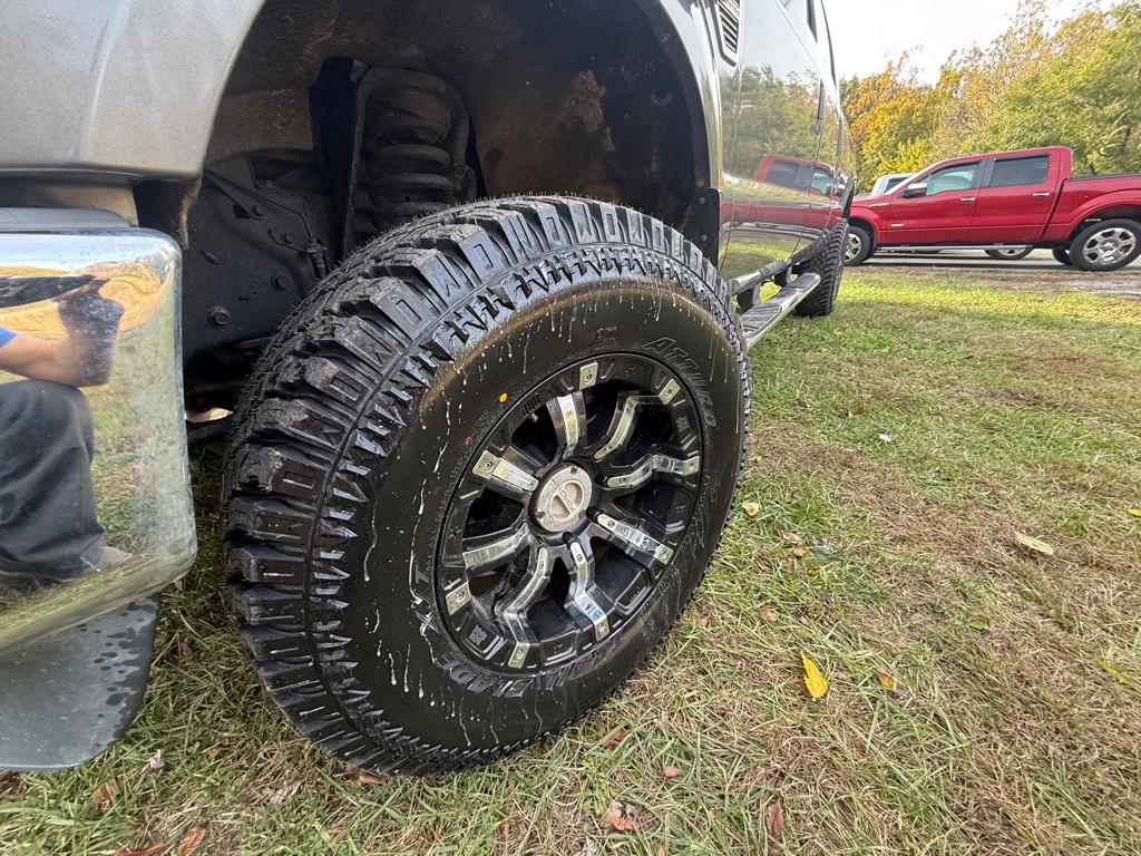 2009 Ford F-350 Image 24