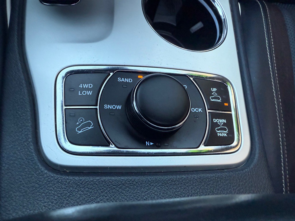 2014 Jeep Grand Cherokee Image 12