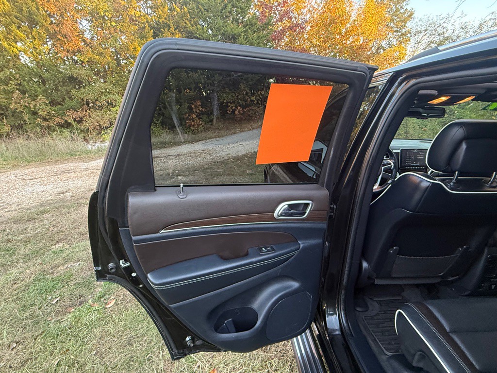 2014 Jeep Grand Cherokee Image 18