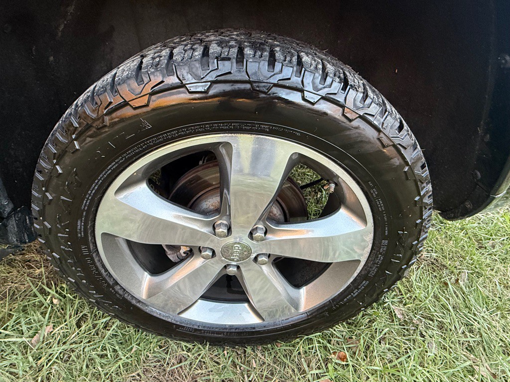 2014 Jeep Grand Cherokee Image 29