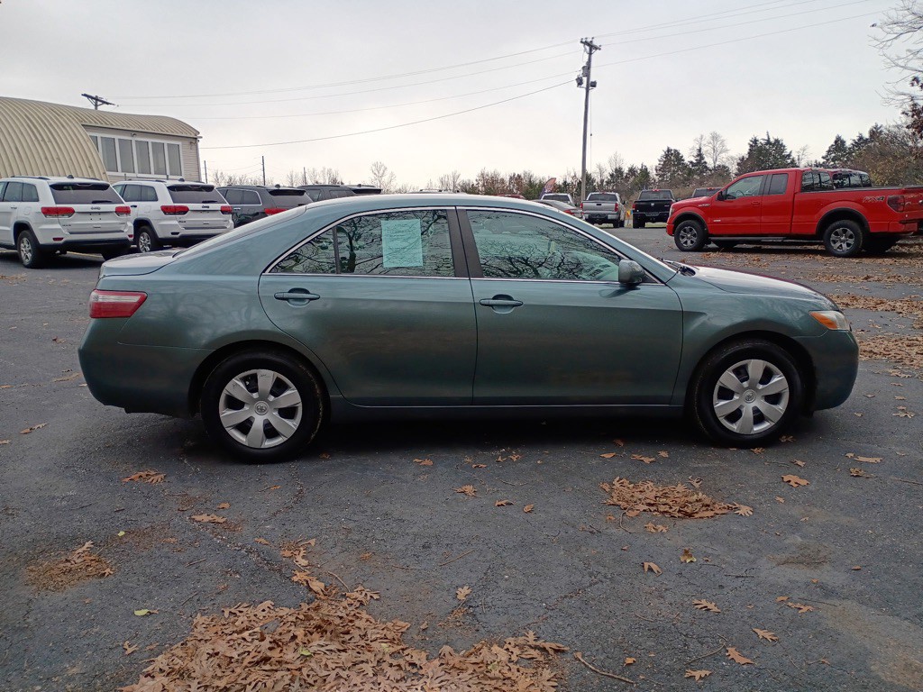 2009 Toyota Camry Image 5