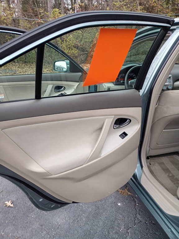 2009 Toyota Camry Image 12