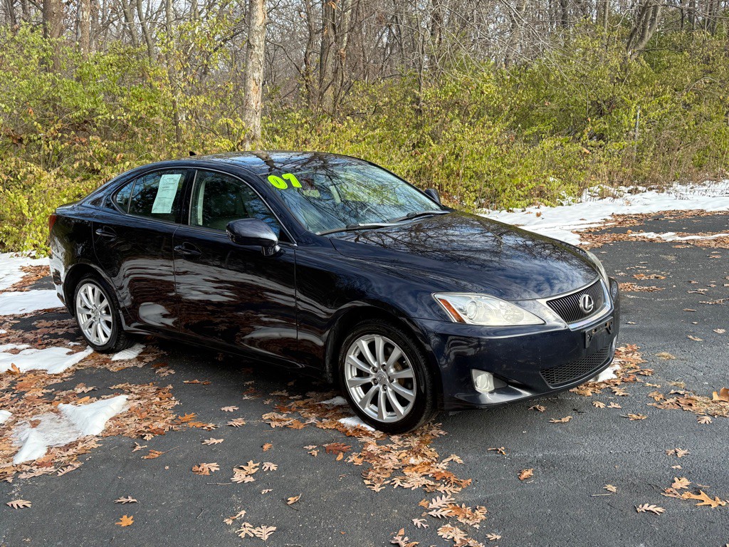 2007 Lexus IS Image 3