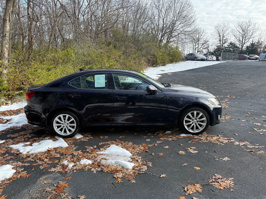 2007 Lexus IS Image 4