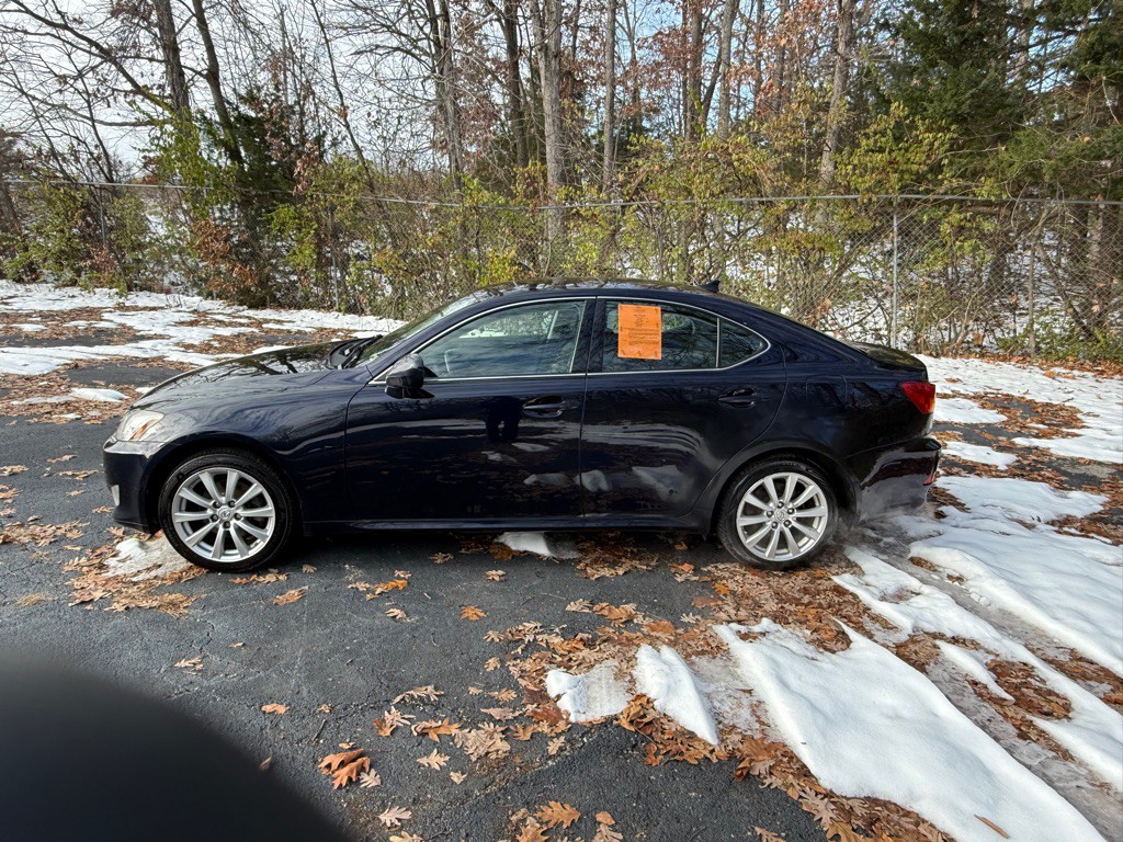 2007 Lexus IS Image 8