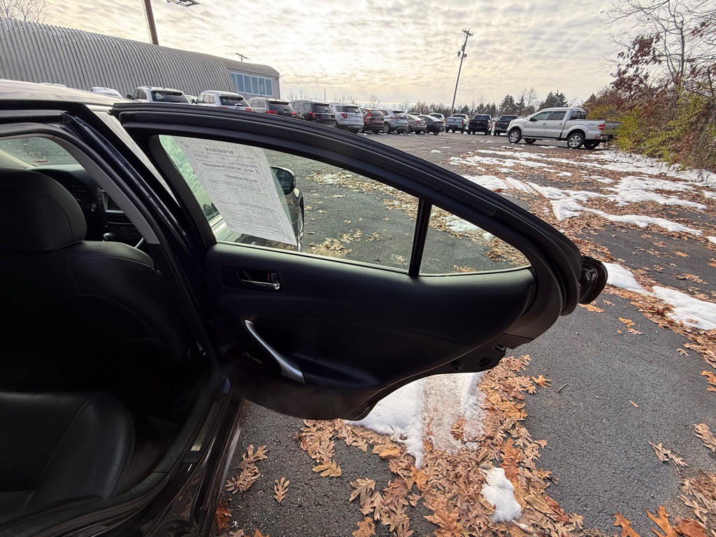 2007 Lexus IS Image 21