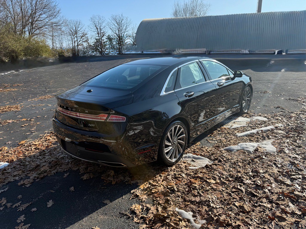 2017 Lincoln MKZ Image 5