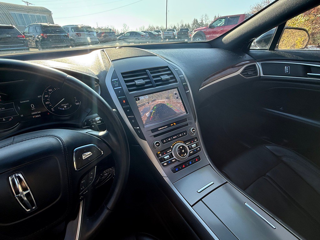 2017 Lincoln MKZ Image 11