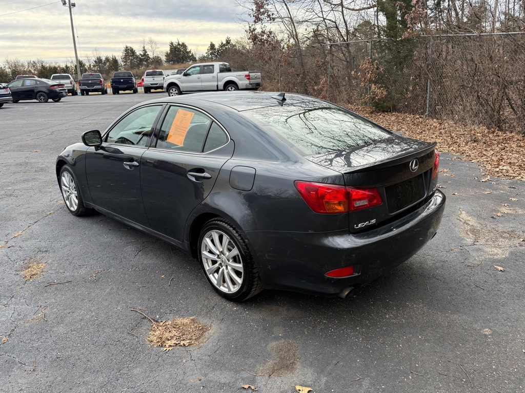 2007 Lexus IS Image 7
