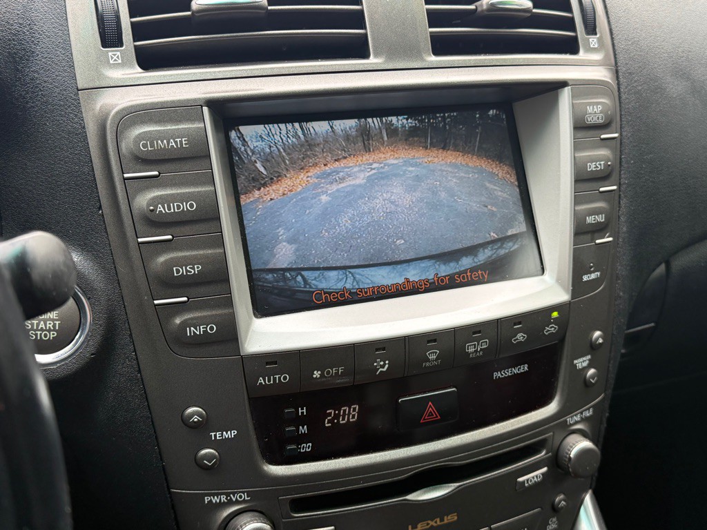 2007 Lexus IS Image 10