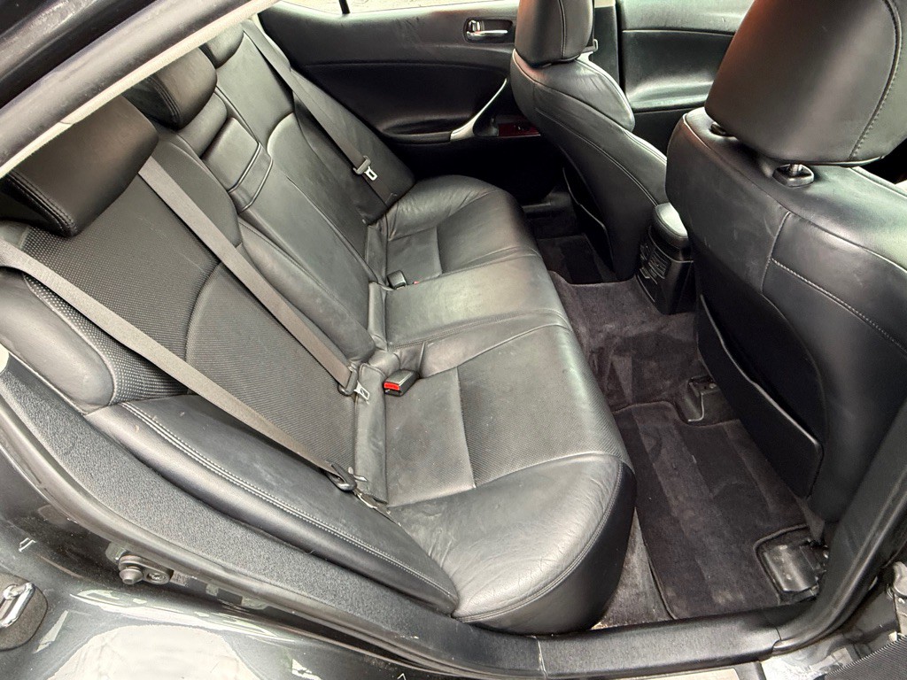 2007 Lexus IS Image 19