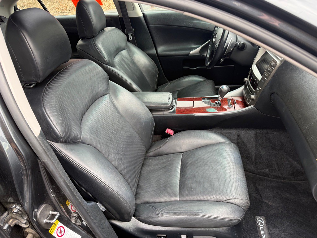 2007 Lexus IS Image 22
