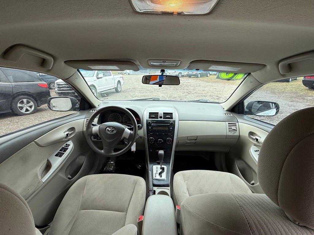 2010 Toyota Corolla Image 15