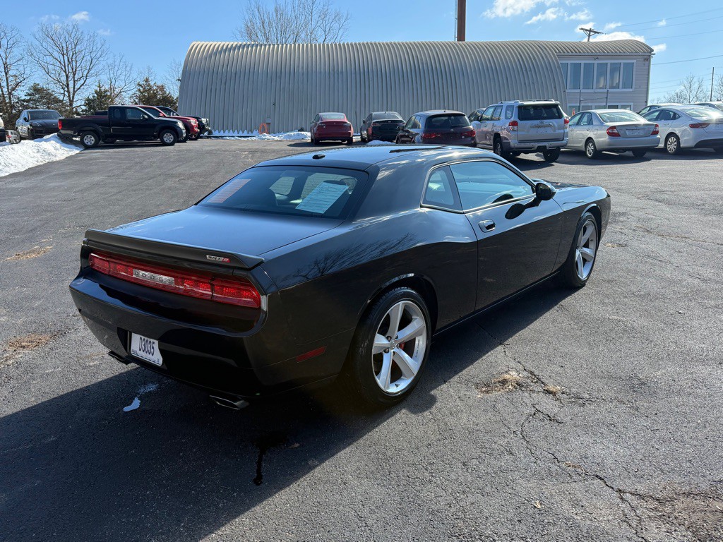 2009 Dodge Challenger Image 5