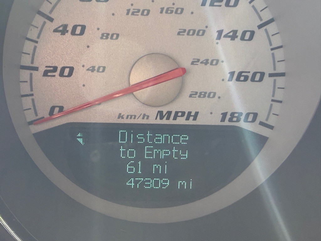 2009 Dodge Challenger Image 9