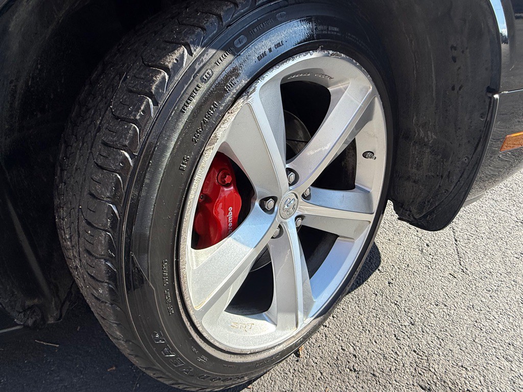 2009 Dodge Challenger Image 24