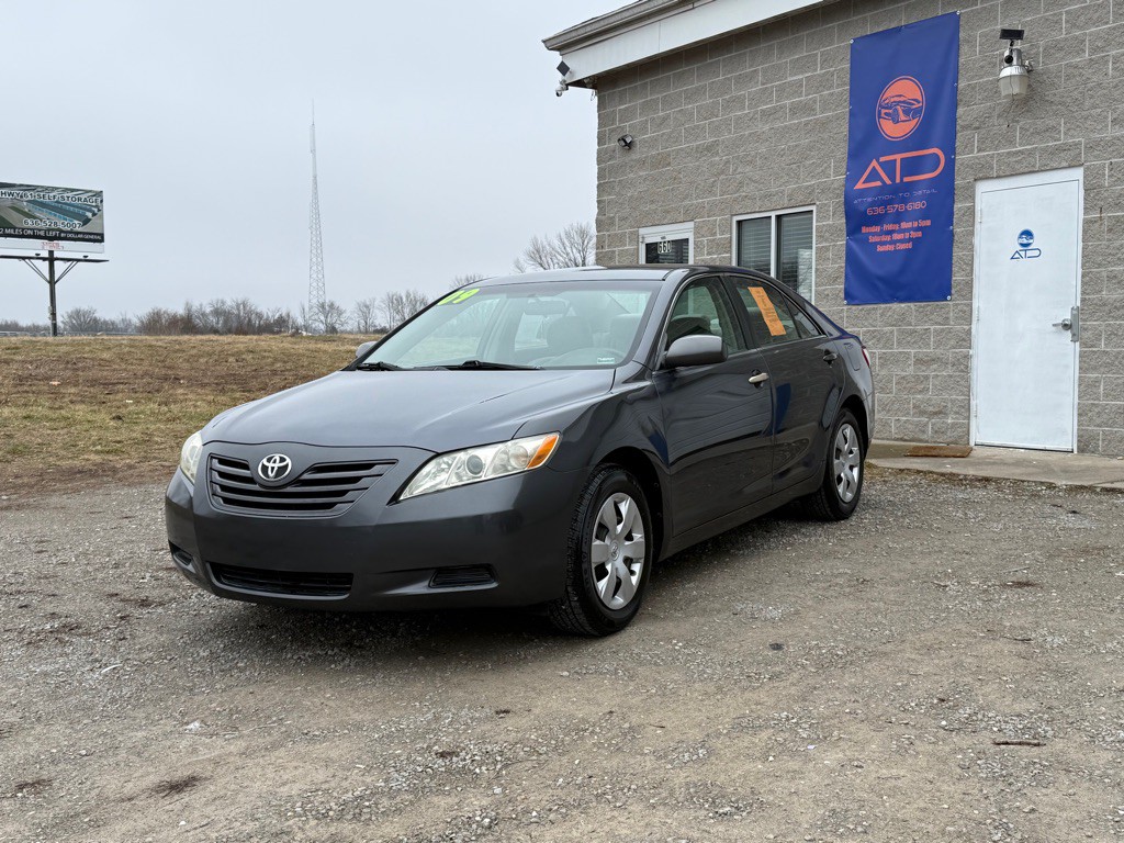 2009 Toyota Camry Image 1