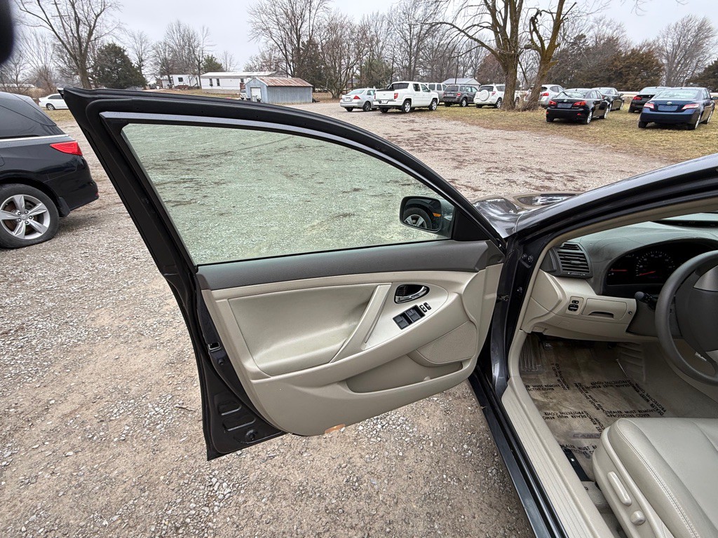 2009 Toyota Camry Image 14