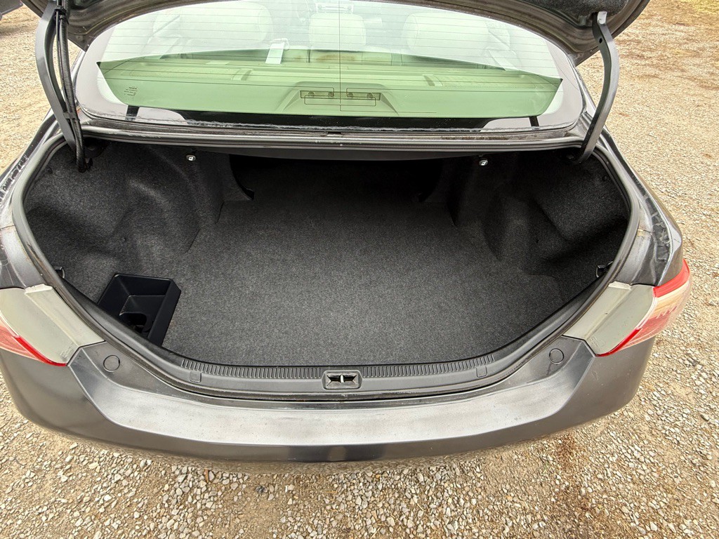 2009 Toyota Camry Image 17