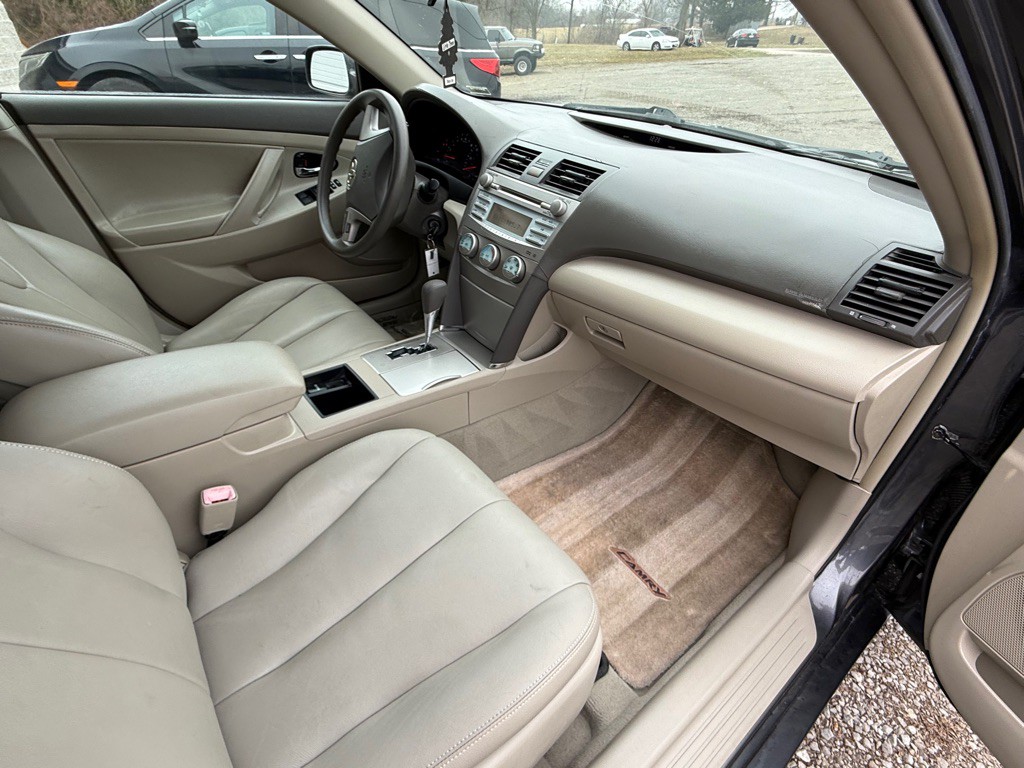 2009 Toyota Camry Image 21