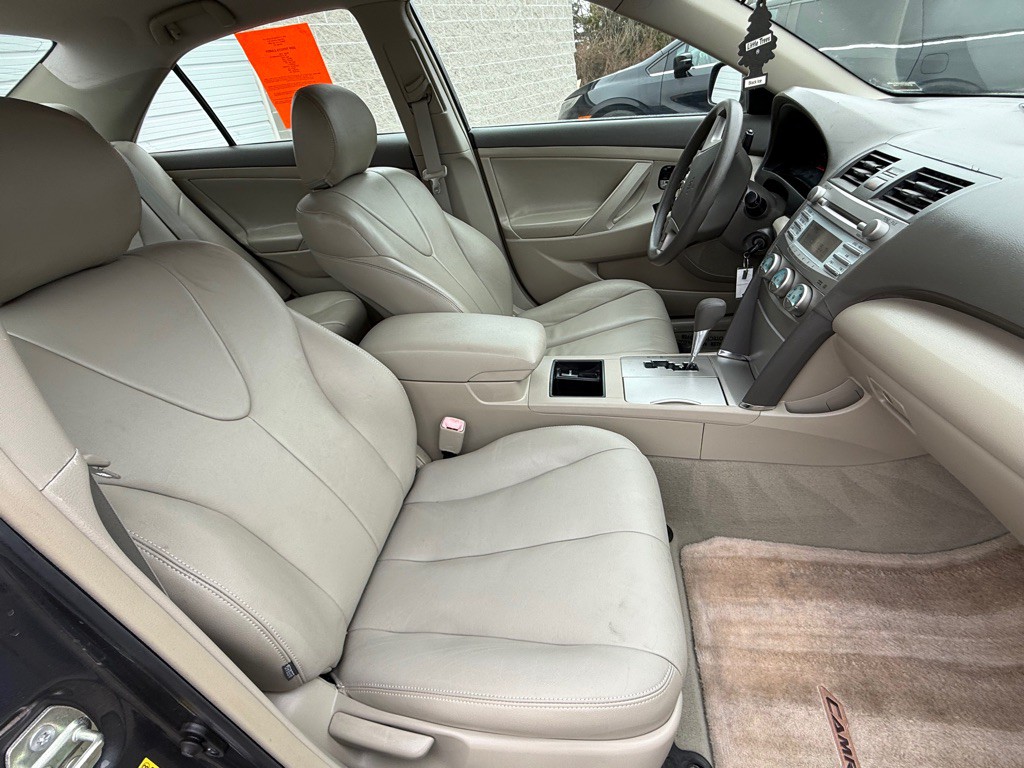 2009 Toyota Camry Image 22