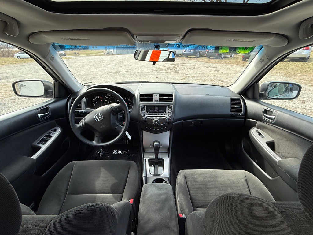 2007 Honda Accord Image 17