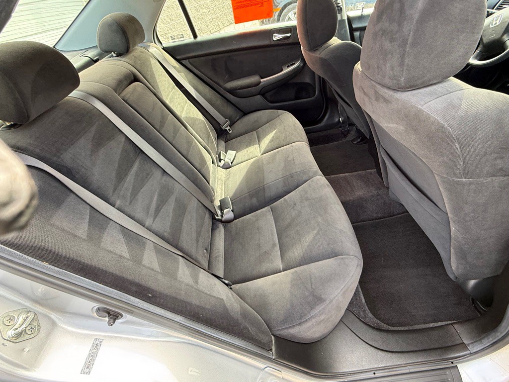 2007 Honda Accord Image 18