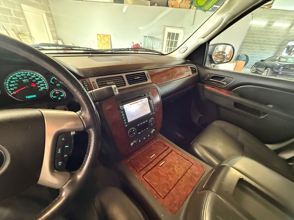 2013 Chevrolet Tahoe Image 11