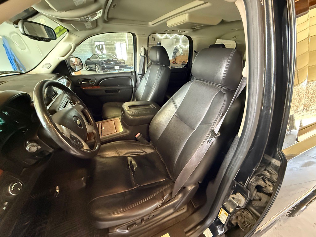 2013 Chevrolet Tahoe Image 12