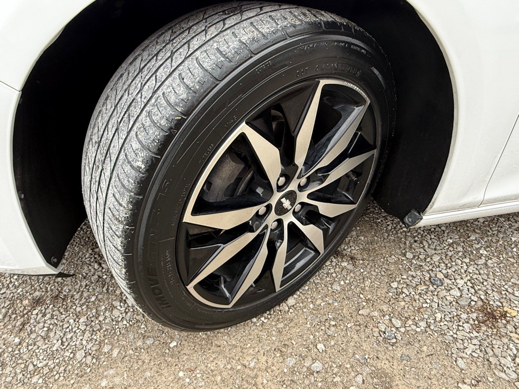 2018 Chevrolet Malibu Image 24