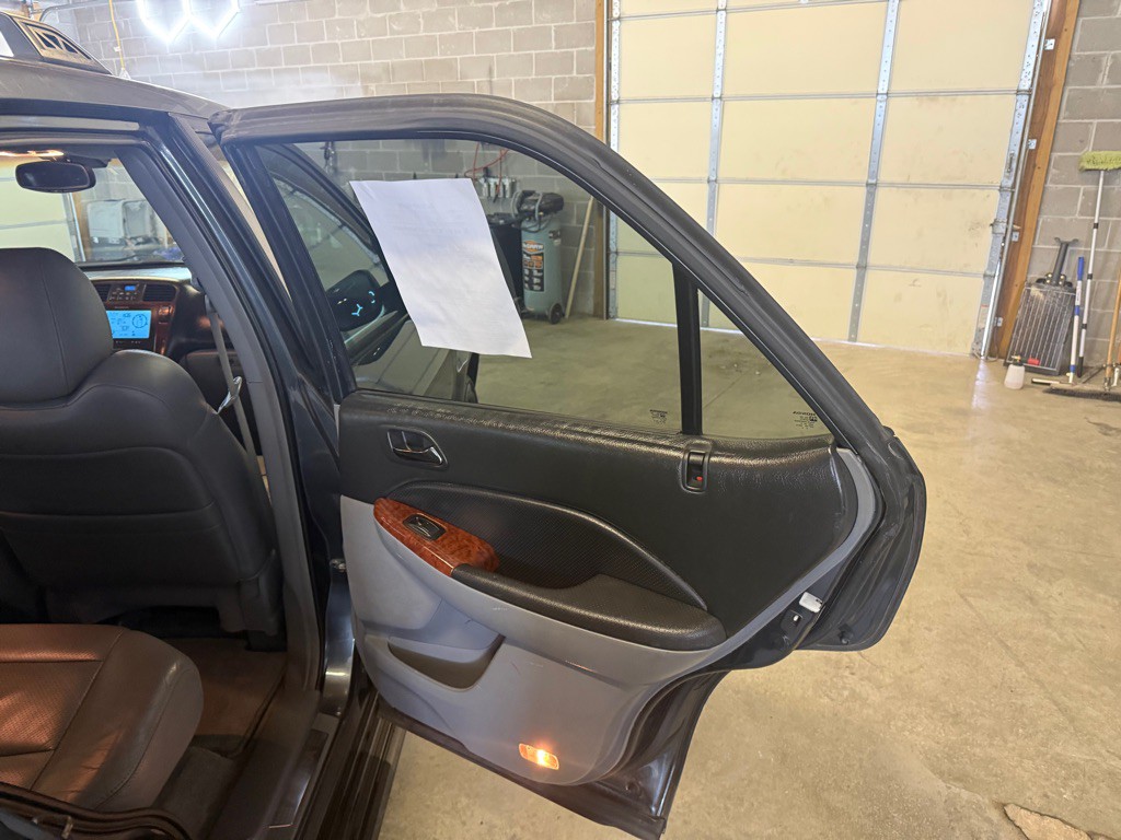 2003 Acura MDX Image 21