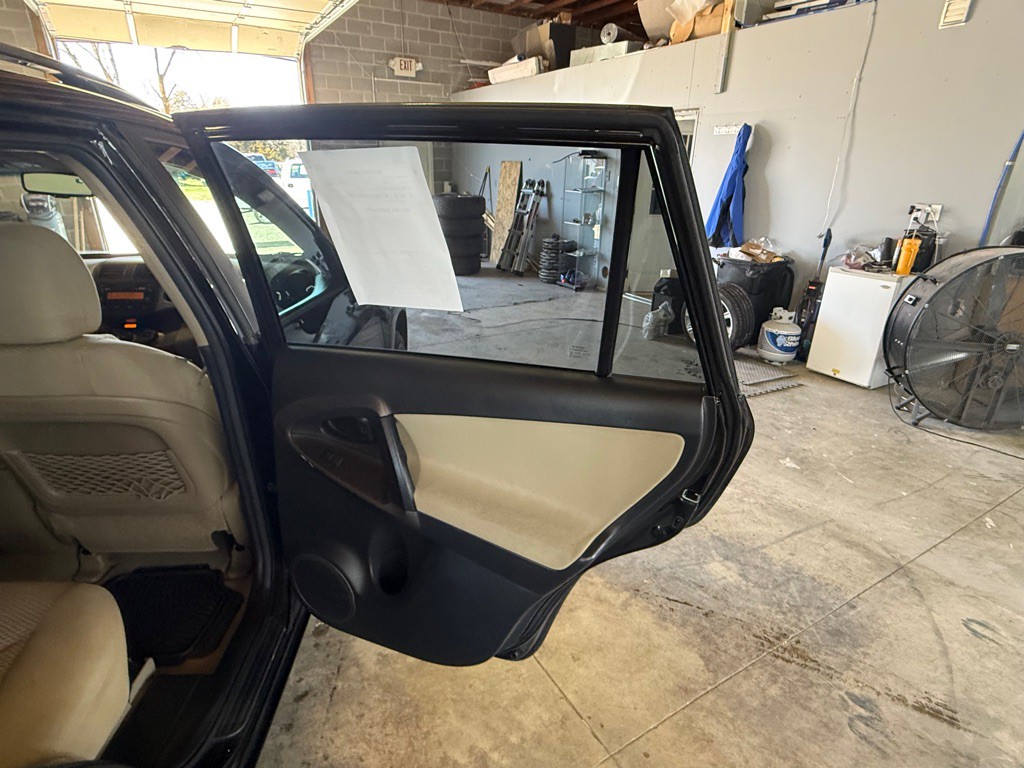 2012 Toyota Rav4 Image 21