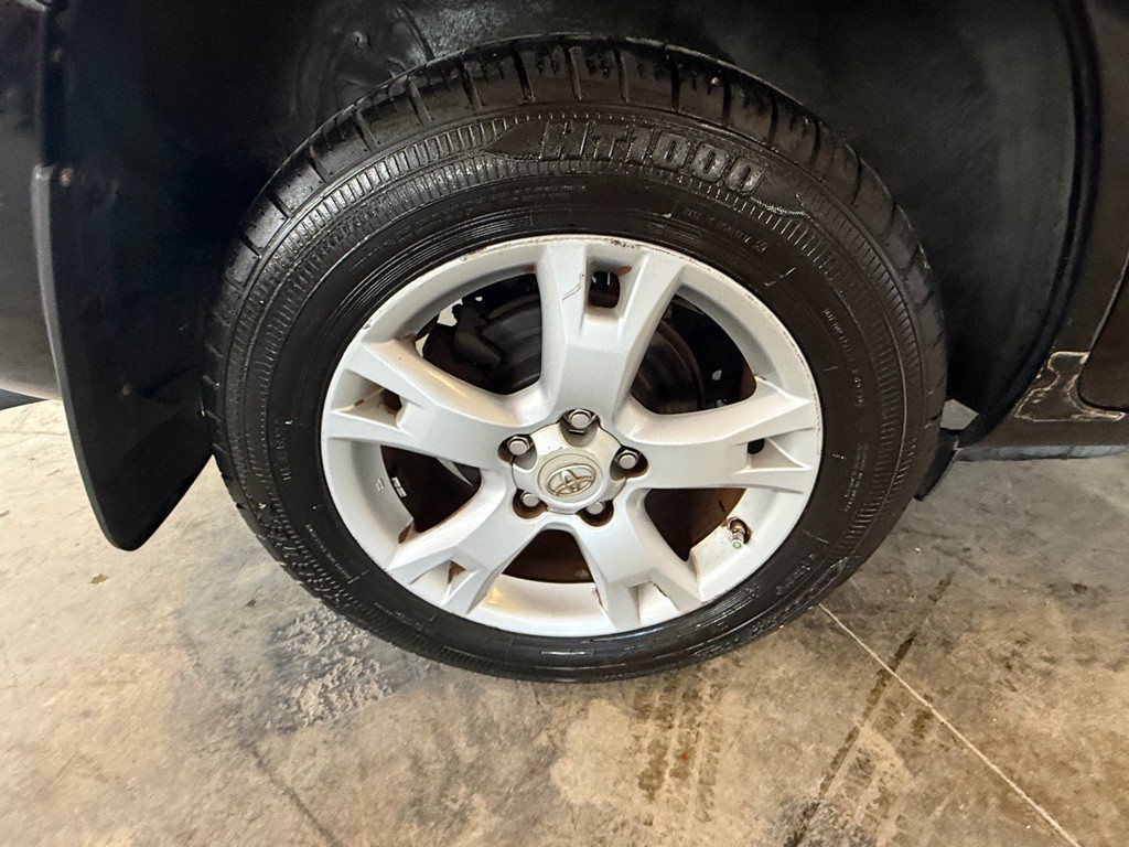 2012 Toyota Rav4 Image 27