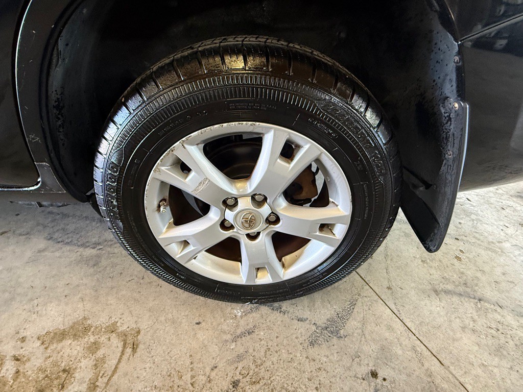 2012 Toyota Rav4 Image 28