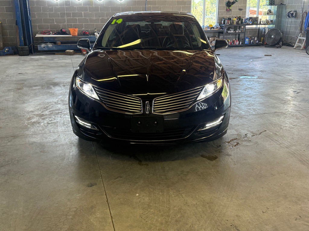 2014 Lincoln MKZ Image 3