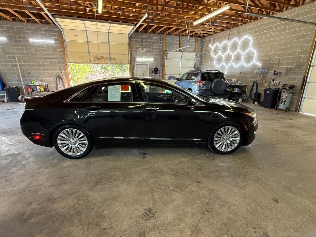 2014 Lincoln MKZ Image 5