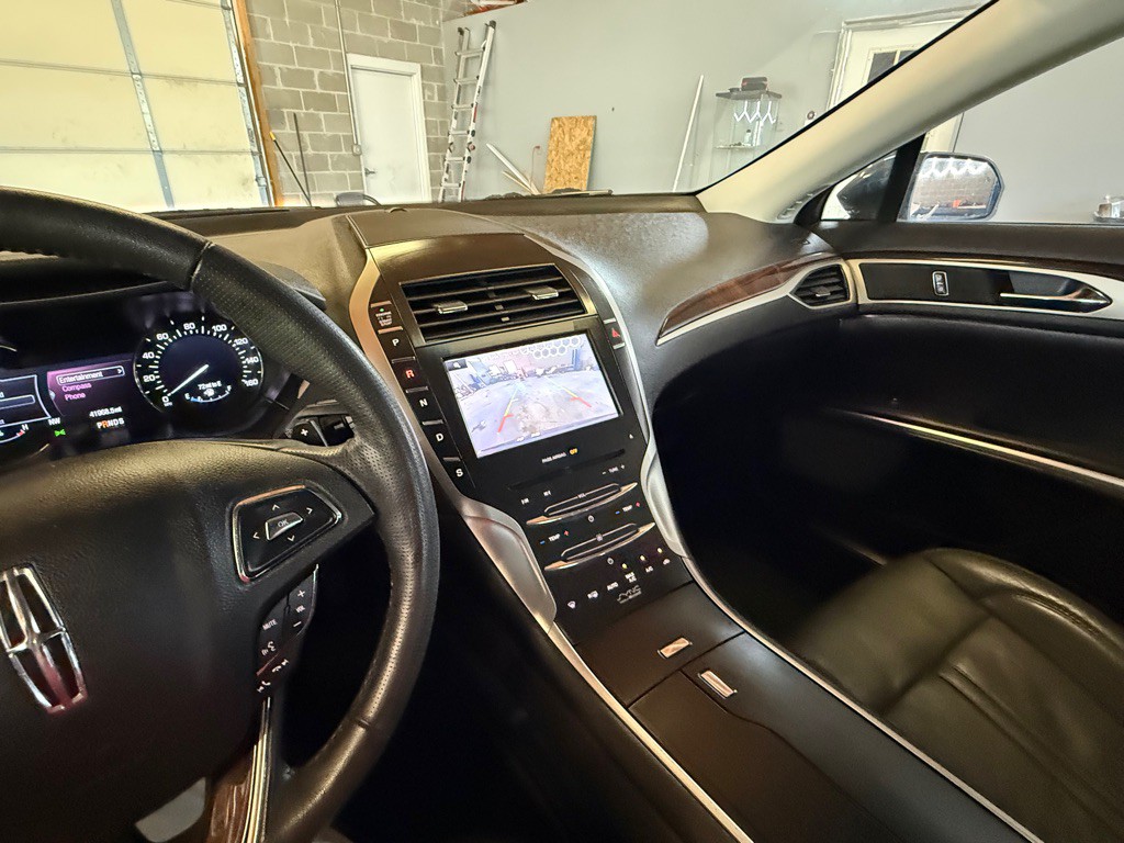 2014 Lincoln MKZ Image 11