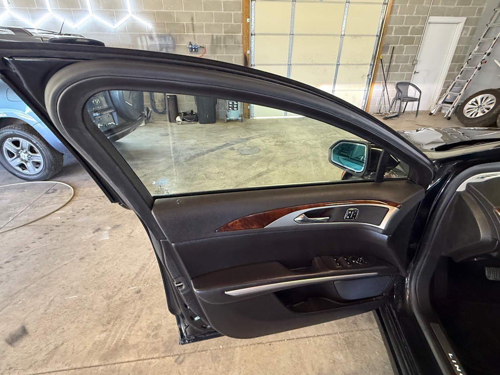 2014 Lincoln MKZ Image 14