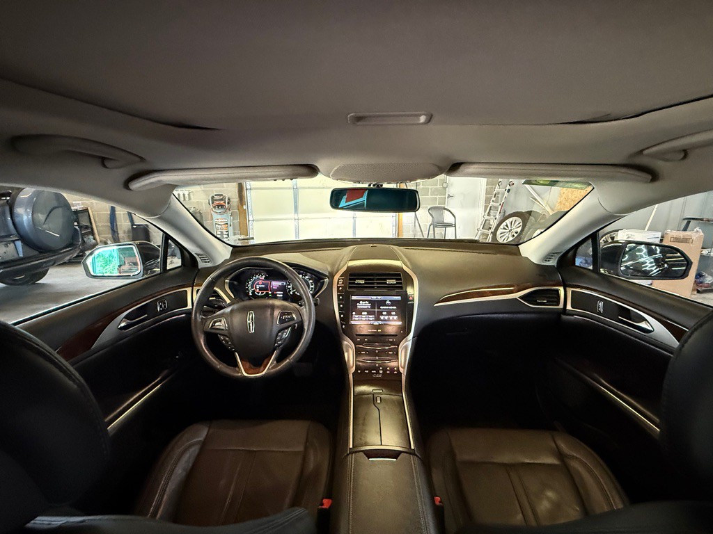 2014 Lincoln MKZ Image 18