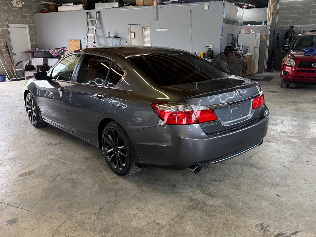 2013 Honda Accord Image 7