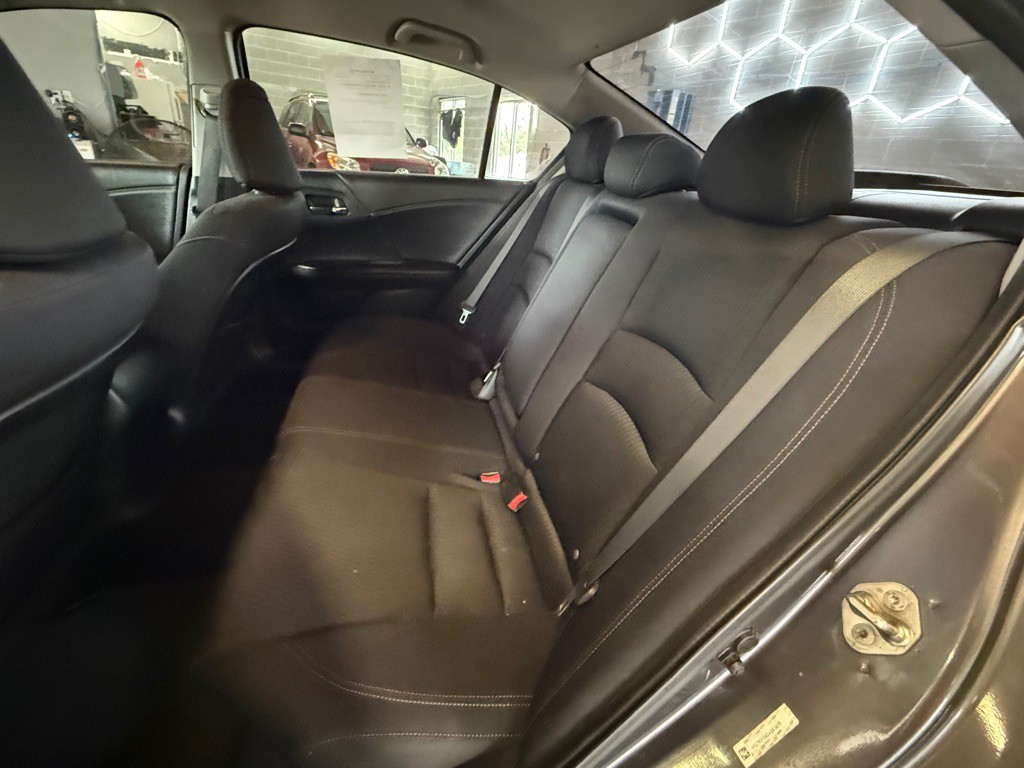 2013 Honda Accord Image 14