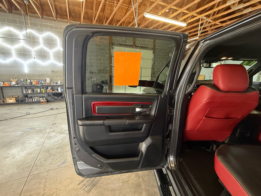 2017 RAM 1500 Image 16