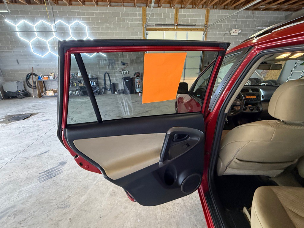 2012 Toyota Rav4 Image 15
