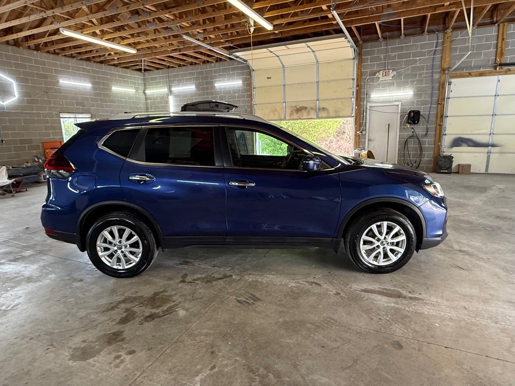 2018 Nissan Rogue Image 4